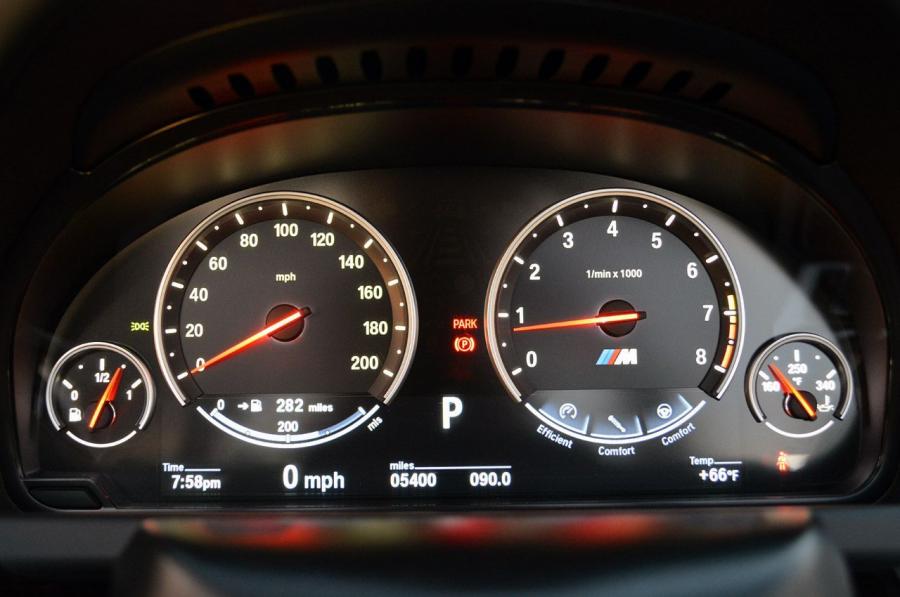  BMW M6 Convertible 2012 года  (фото 46 из 87)